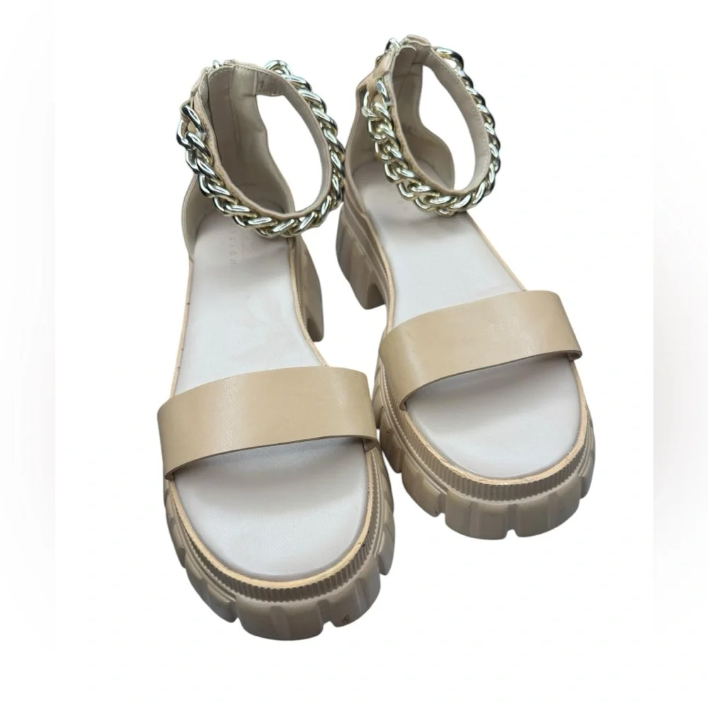 ASOS DESIGN Finicky chunky flat sandals with chain detail in beige